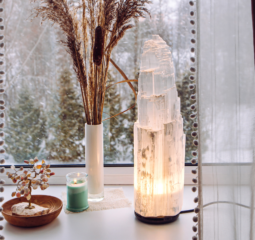 Selenite lamp